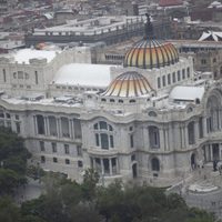 Otorgan “Medalla de Oro” española al Palacio de Bellas Artes