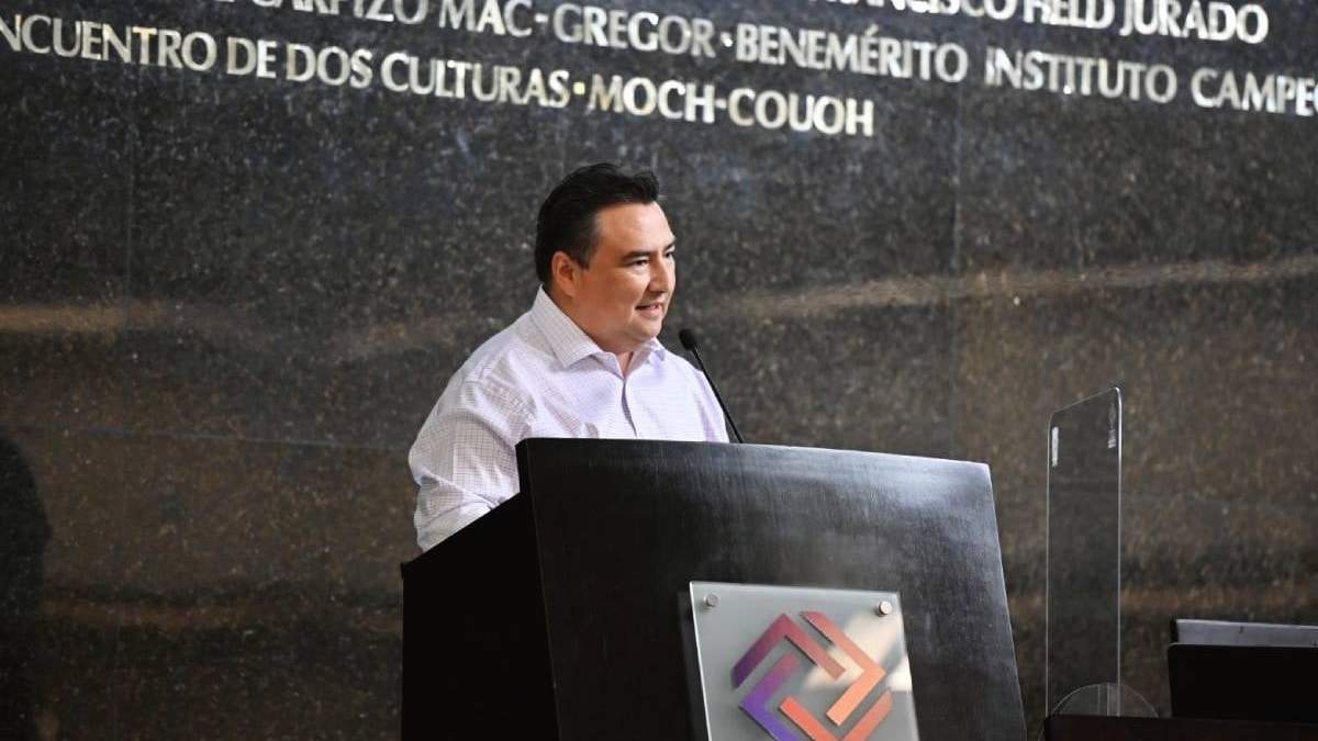 El diputado priista Ricardo Medina Farfán