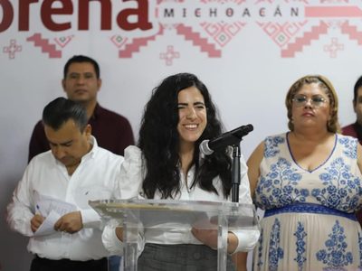 Cae en el alcoholímetro la lideresa de Morena en Michoacán; denuncia agresión
