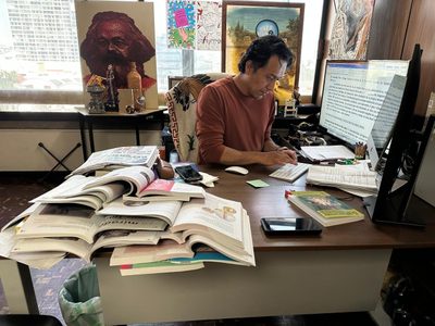 Pidieron eliminar de libros temas como Ayotzinapa, Tlatelolco y Guerra Sucia, acusa Marx Arriaga