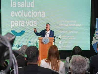 Figueroa presentó el Plan Provincial de Salud: "La salud es un derecho y ahí tenemos que invertir nuestras regalías"
