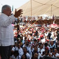 El llamado al voto útil "una alucinación"; habrá más adhesiones de panistas y priistas: AMLO