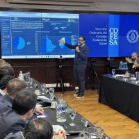 El gobierno expuso sobre el Plan Provincial de Salud y recibió un reconocimiento por el alto índice de vacunación