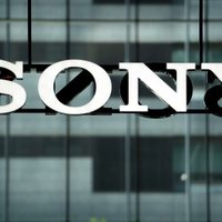 Sony reporta aumento en ganancias por fuertes ventas de películas, videojuegos y música