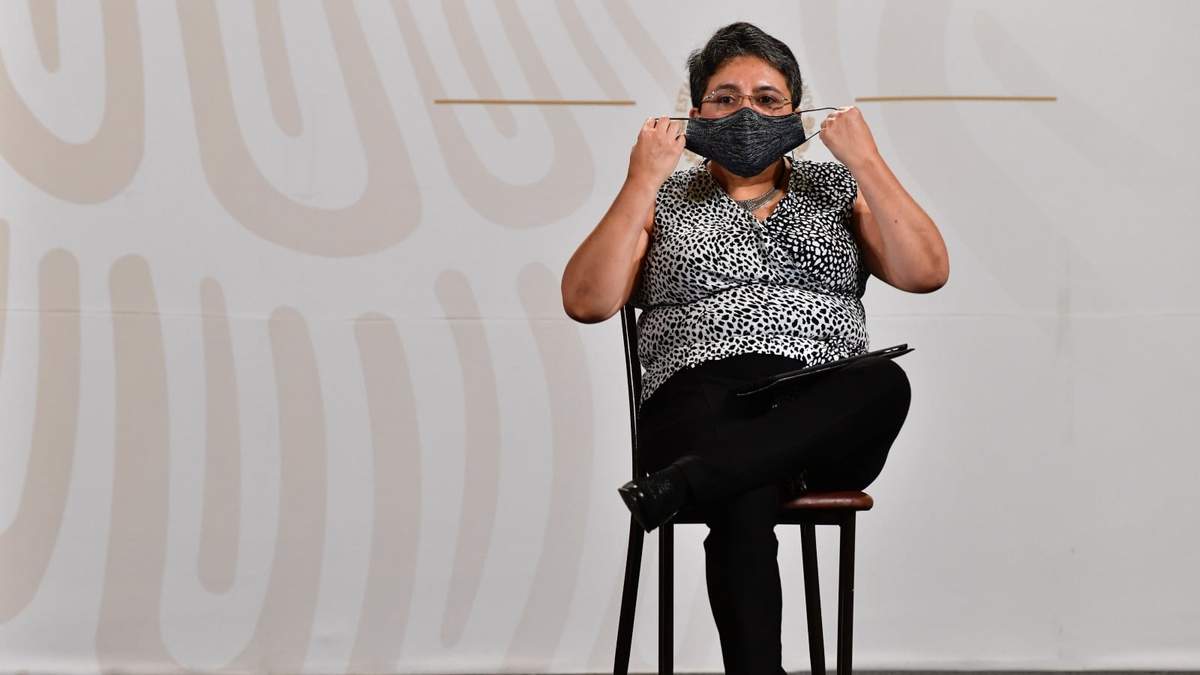 Raquel Buenrostro, jefa del SAT