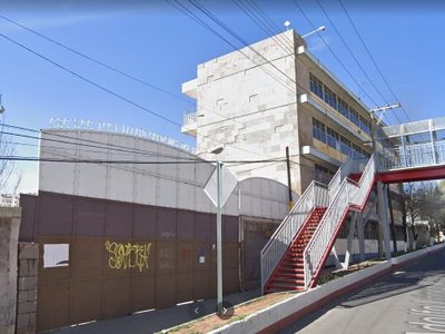 Alumnas de secundaria denuncian que compañeros alteraron sus fotos con IA para fines pornográficos