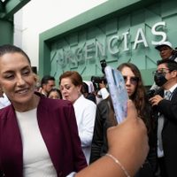 Sheinbaum ordenó investigar si se reportó la coladera sin tapa donde murieron dos jóvenes
