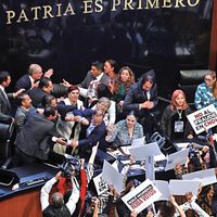 Crónica del 'show” que manchó a la CNDH