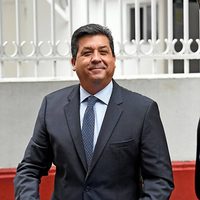García Cabeza de Vaca asegura que obtuvo suspensión; exige le devuelvan candidatura