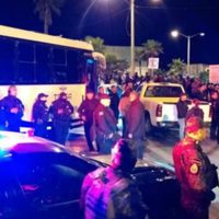 Vecinos de Playas de Tijuana agreden a integrantes de la caravana migrante