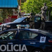 Megaoperativo con 37 allanamientos y 20 detenidos en La Favorita