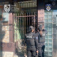 Catean tres presuntos inmuebles del mancerista Julio César Serna, acusado de enriquecimiento ilícito