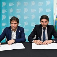 Axel Kicillof y Maximiliano Pullaro firman un convenio para combatir el crimen organizado