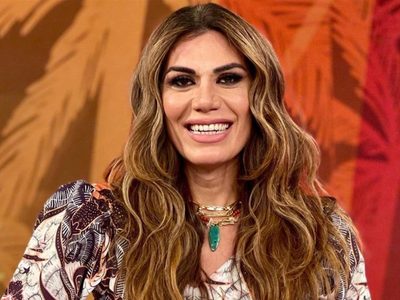 "Es para analizar": picante comentario de Flor de la V sobre la situación de Vicky Xipolitakis