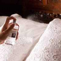 Sin gastar fortuna, cómo preparar un aromatizante para sábanas casero y con rico olor