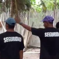 Autoridades ejecutan orden de desalojo en hoteles, casas y lotes de Tulum