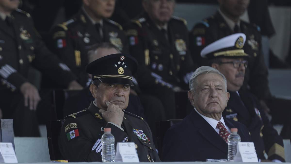 Luis Cresencio Sandoval, Secretario de la Defensa Nacional y el presidente Andrés Manuel López Obrador