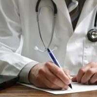 Reforma laboral: el Gobierno cedió y eliminó el artículo sobre las licencias médicas