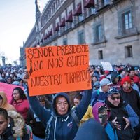 La “movilidad descendente” le pega a la clase media, advierten analistas