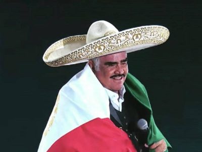 Televisa ofreció migajas por serie, sin tomar en cuenta su trayectoria: Viuda de Vicente Fernández