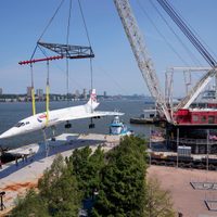Trasladan al Concorde a Brooklyn para una restauración