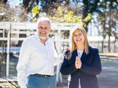 Peressini apuntó contra la candidatura a vicegobernadora de Gloria Ruiz