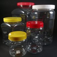Si tenés potes de plástico vacíos, no los tires: armá este lindo organizador para los controles de casa