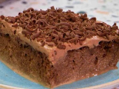 Torta tres leches de chocolate, sin harina ni azúcar: un postre tentador para disfrutar con el partido de la selección