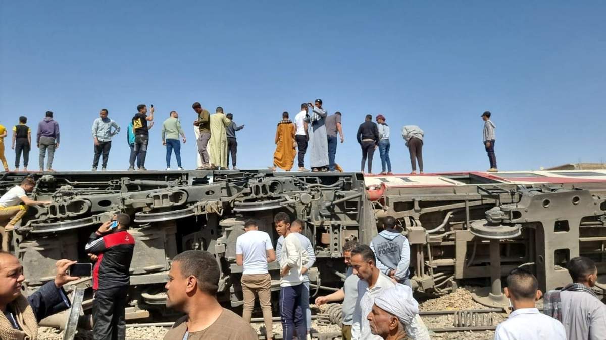 Sobrevivientes del accidente de trenes en Egipto. Fuente: (Twitter)