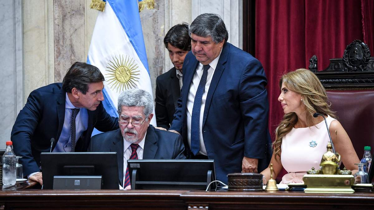 El Frente de Todos y Juntos por el Cambio sellaron un acuerdo (foto: Twitter).