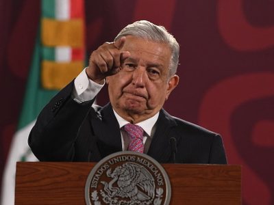Abogados de NY condenan investigación del gobierno de AMLO al juez que suspendió multa a Iberdrola