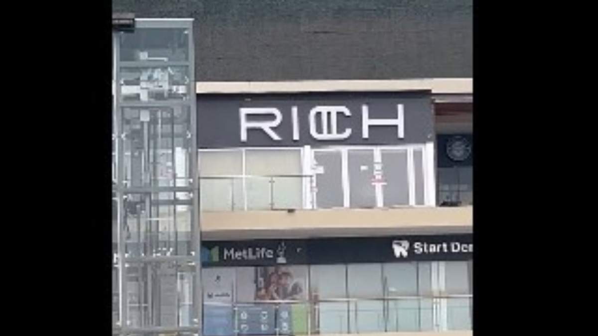 Antro Rich, unicado en plaza Altus, en la capital de San Luis Potosí, donde fallecieron dos jóvenes