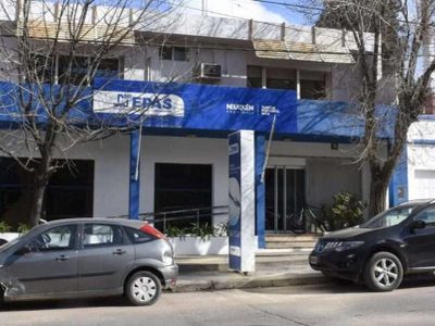 EPAS dio explicaciones a vecinos de Añelo que habían cortado la ruta por falta de agua