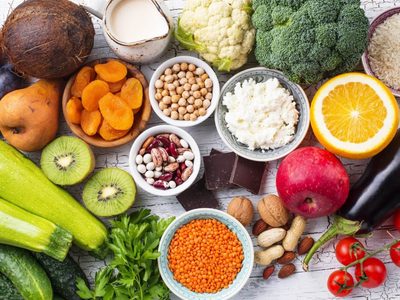 Prestá atención: los alimentos que no deberías comer primero para controlar tu peso y no aumentarlo