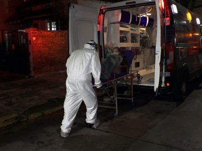Inconsciencia total: hicieron una fiesta en un geriátrico que tuvo casos de Covid-19