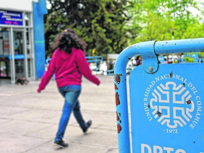 Convergencia ya tiene su candidata para las elecciones del rectorado de la UNCo