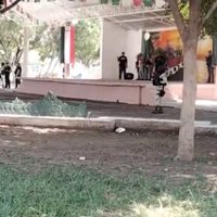 Detienen a dos colombianos con armas y equipo táctico en La Ruana