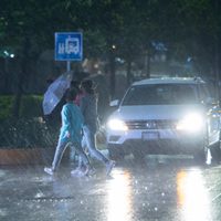 Lluvias intensas con descargas eléctricas azotarán entre lunes y jueves en estas entidades