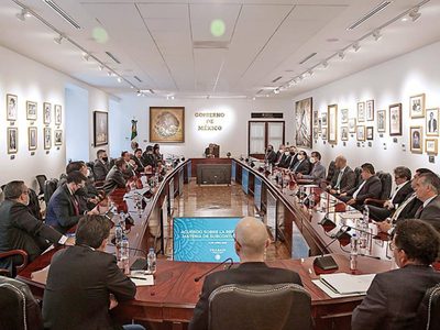 El sector privado dobla las manos en el tema del "outsourcing"