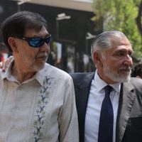 Adán Augusto y Fernández Noroña evaden cuestionamientos sobre ausencia de Inzunza en el Senado