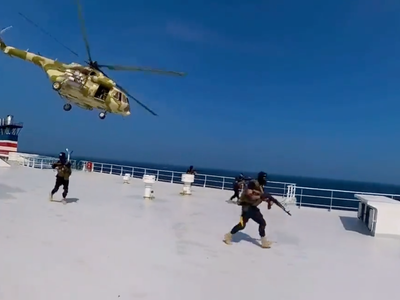 Hay dos mexicanos en el barco secuestrado por rebeldes yemeníes en el Mar Rojo (Video)