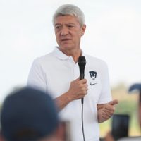 Renuncia “Chucho” Ramírez a la presidencia deportiva de Pumas
