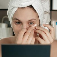 Más fácil, imposible: mirá cómo preparar tus propios parches para ojeras usando 1 ingrediente de la cocina