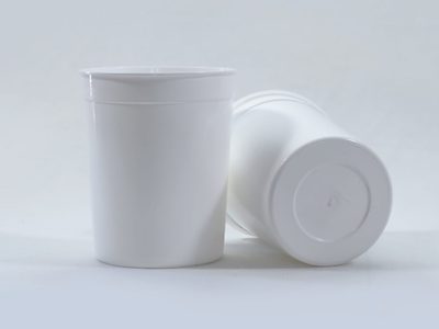 Práctico y sin gastar: transformá los botes de pintura vacíos en este coqueto portarrollos