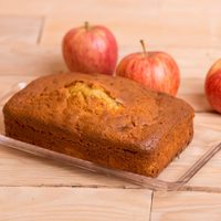 Con 2 manzanas, 1 banana y avena: prepará este irresistible budín para el antojo dulce