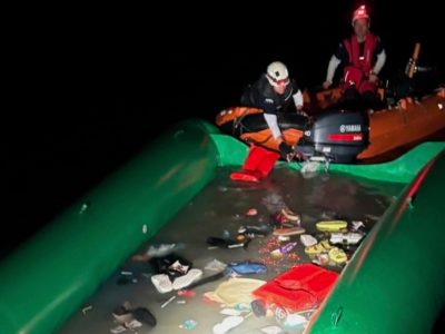 Hallan los cuerpos de tres hermanas muertas en bote migrante