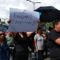 Exigen justicia para hermanos asesinados presuntamente por policías municipales en Orizaba