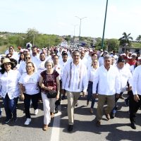 No se tolerará a quienes busquen pagar bajos salarios, afirma Gobernador