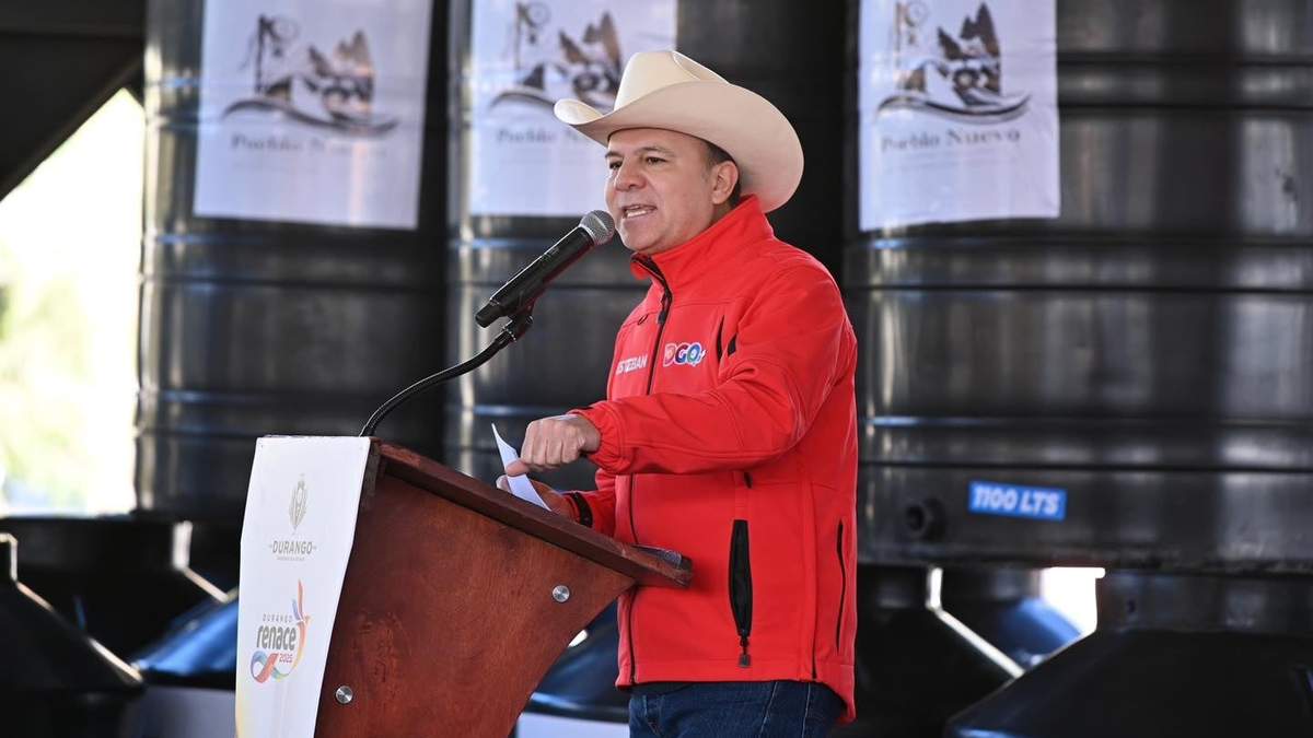El gobernador de Durango, Esteban Villegas