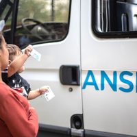 Cuánto se cobra de AUH a partir de enero con el aumento